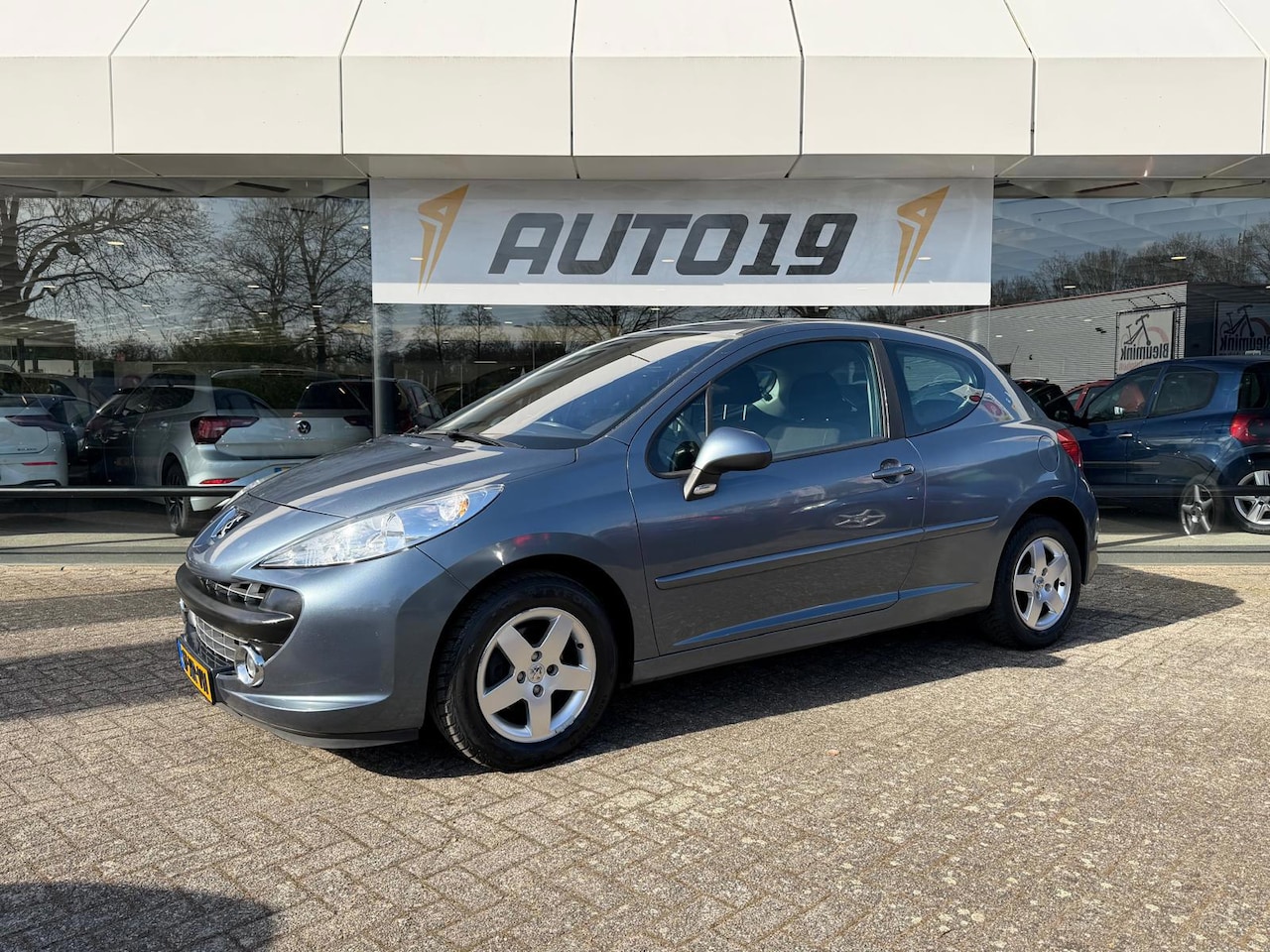 Peugeot 207 - 1.4-16V XS Pack 1.4-16V XS Pack - AutoWereld.nl