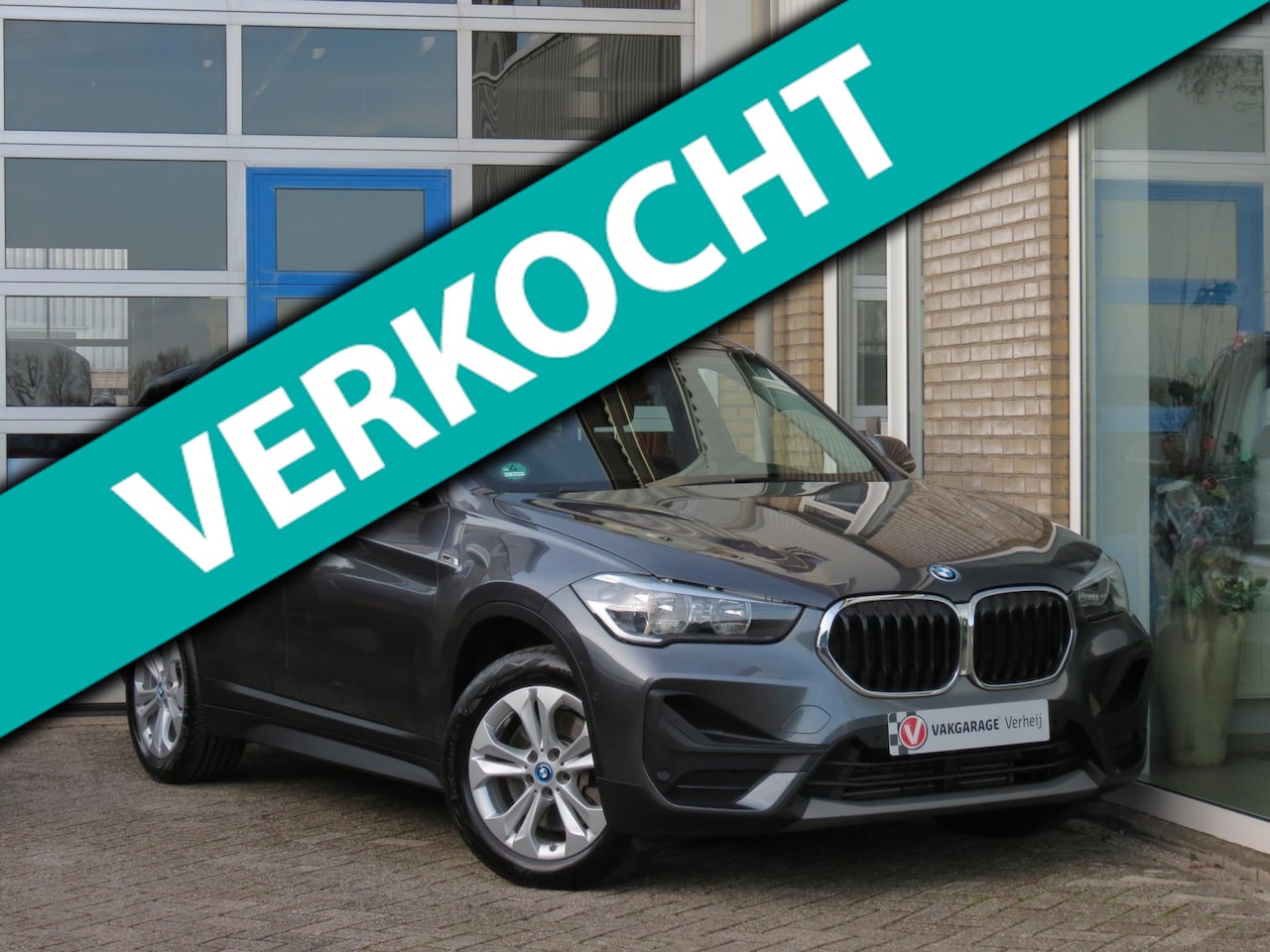 BMW X1 - XDrive25e High Executive Navi|Clima|Cruise|Stoel Verw.|Getint Glas - AutoWereld.nl