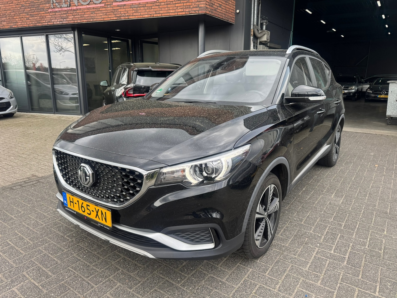 MG ZS - Luxury 45 kWh PANO CAMERA CRUISE LEDER SPORTIEF DEALER OH - AutoWereld.nl