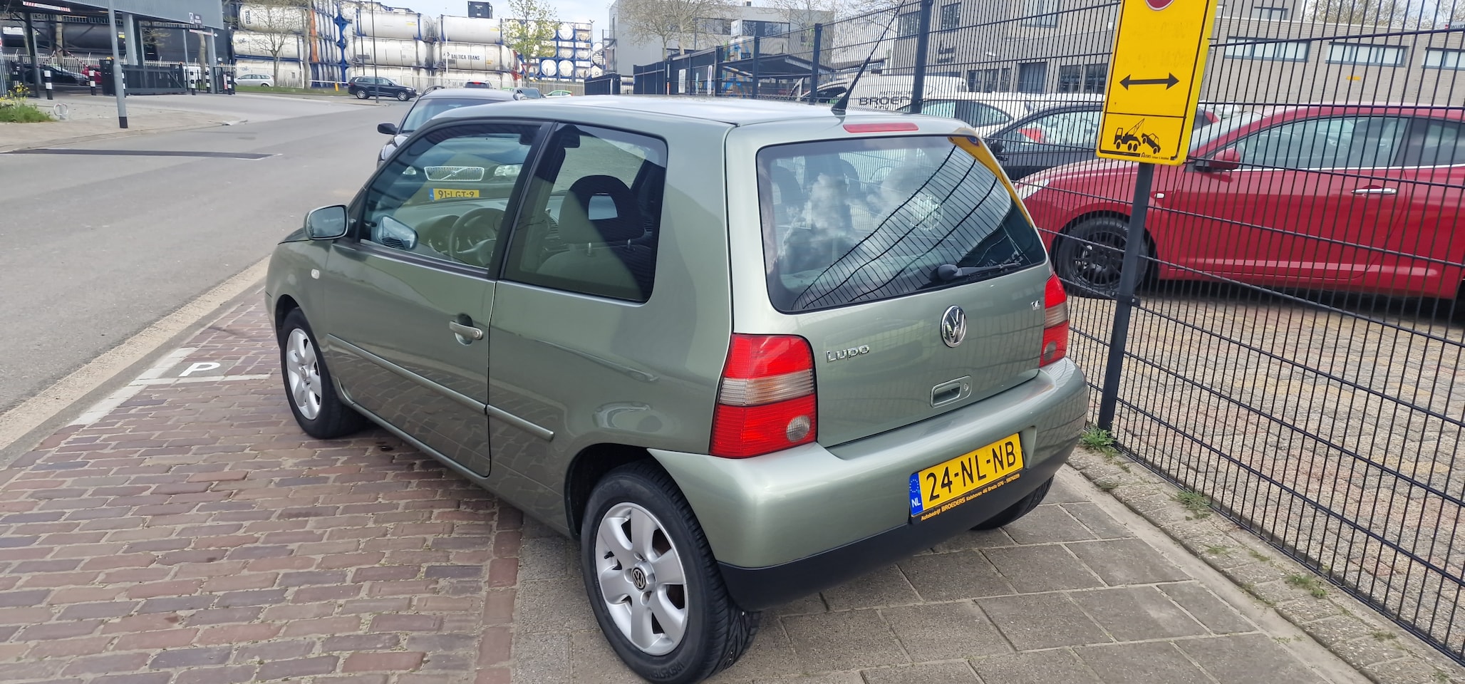 Volkswagen Lupo - 1.4-16V Trendline
