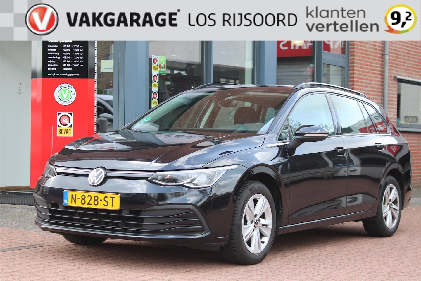 Volkswagen Golf Variant - 1.0 TSI *Life* | Carplay | Adaptive Cruise & Climate Control | PDC | Navigatie | Bluetooth - AutoWereld.nl