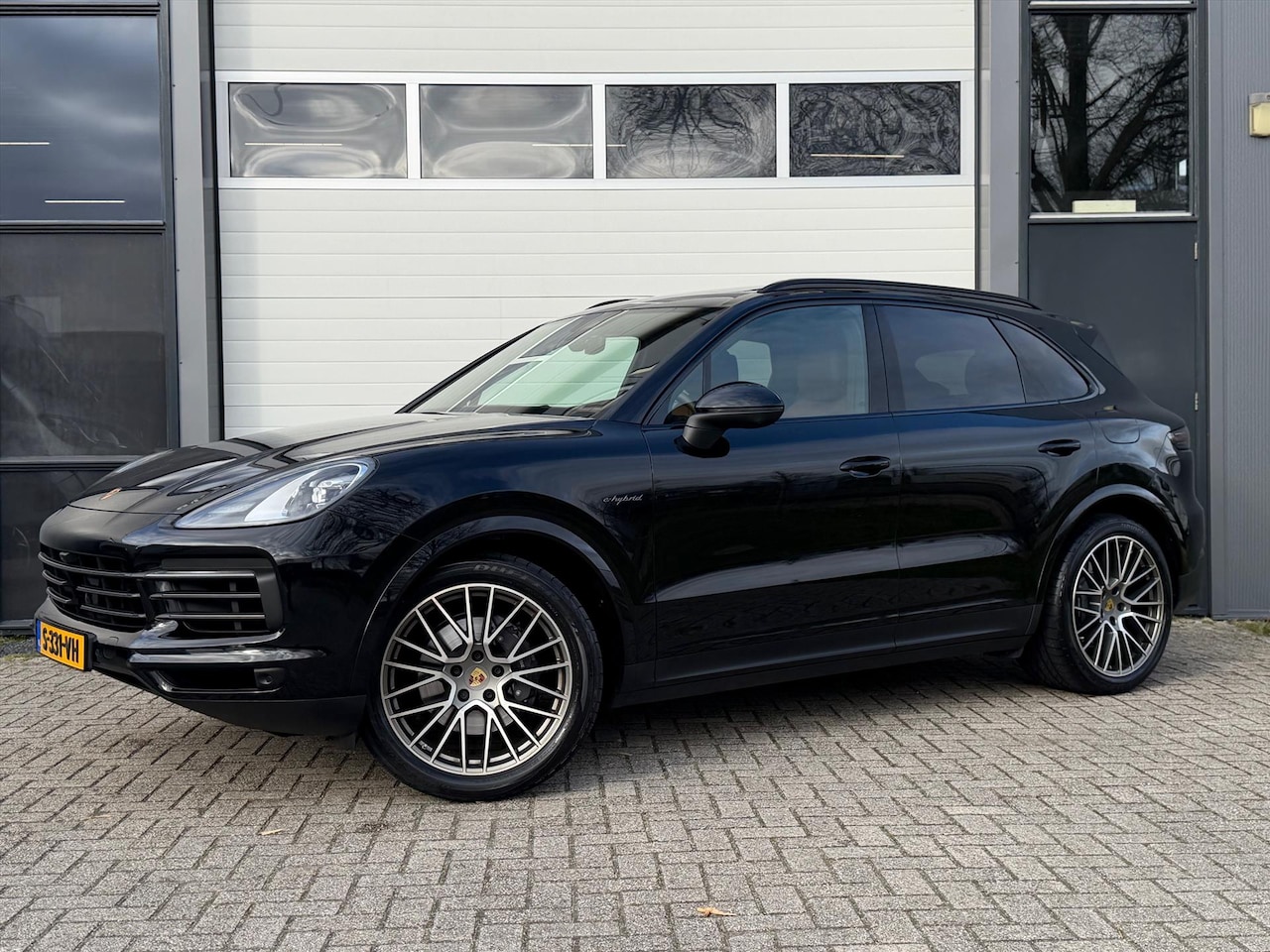 Porsche Cayenne - 3.0 V6 462pk E-Hybrid Platinum E - AutoWereld.nl