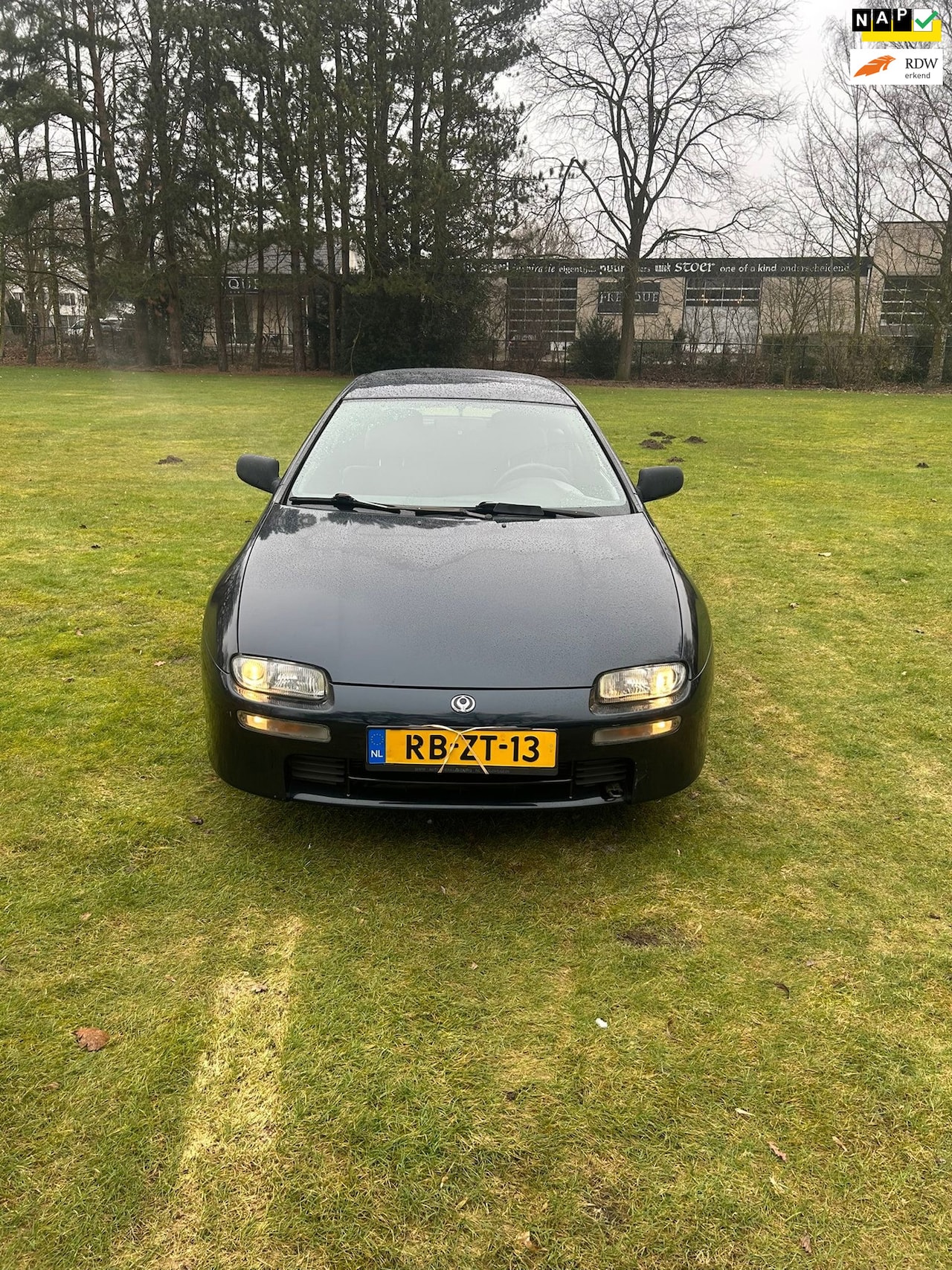 Mazda 323 - 1.8i F GLX 1.8i F GLX Nieuwe Apk - AutoWereld.nl