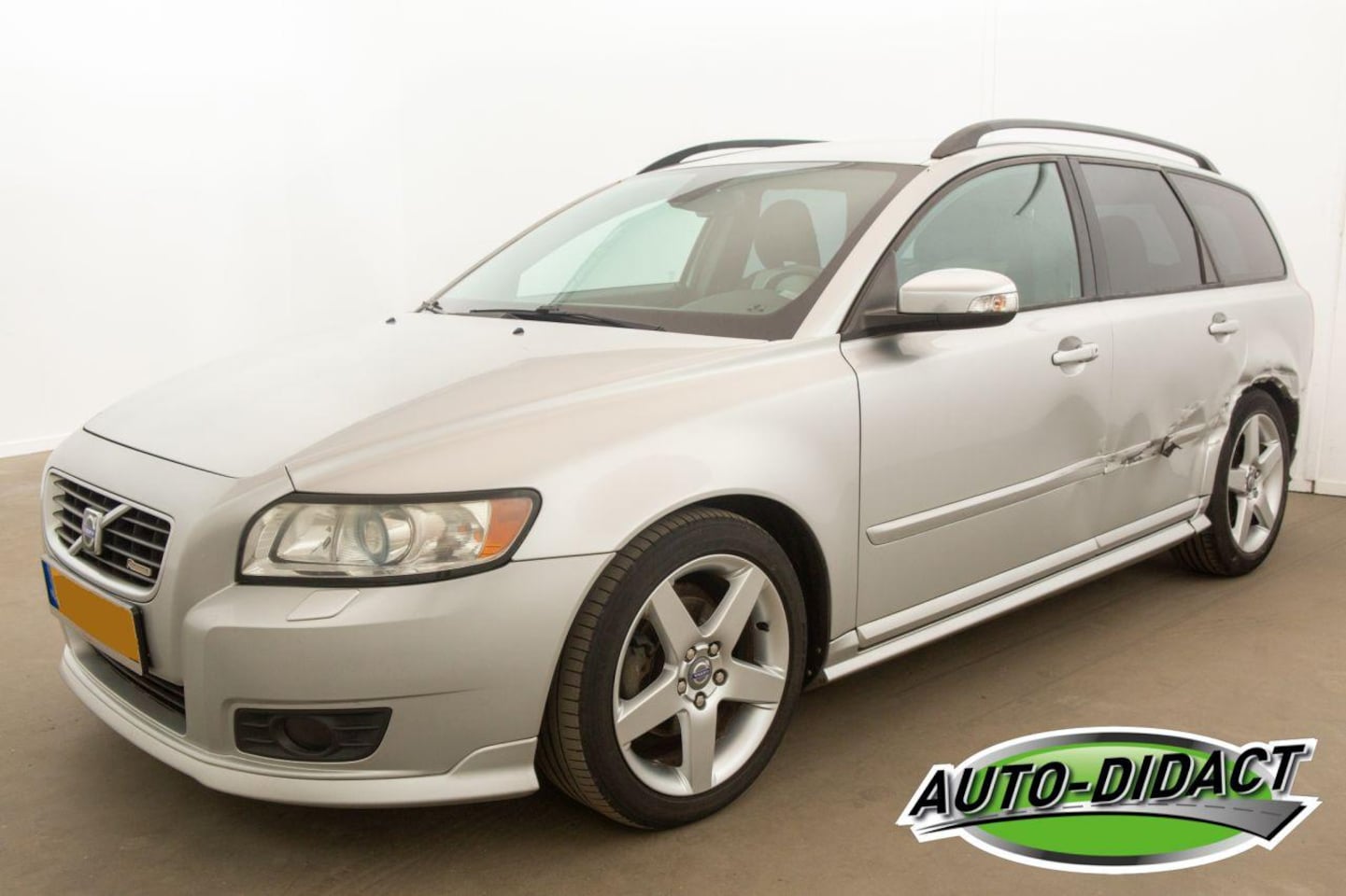 Volvo V50 - V-50 2.0 Clima Leder - AutoWereld.nl