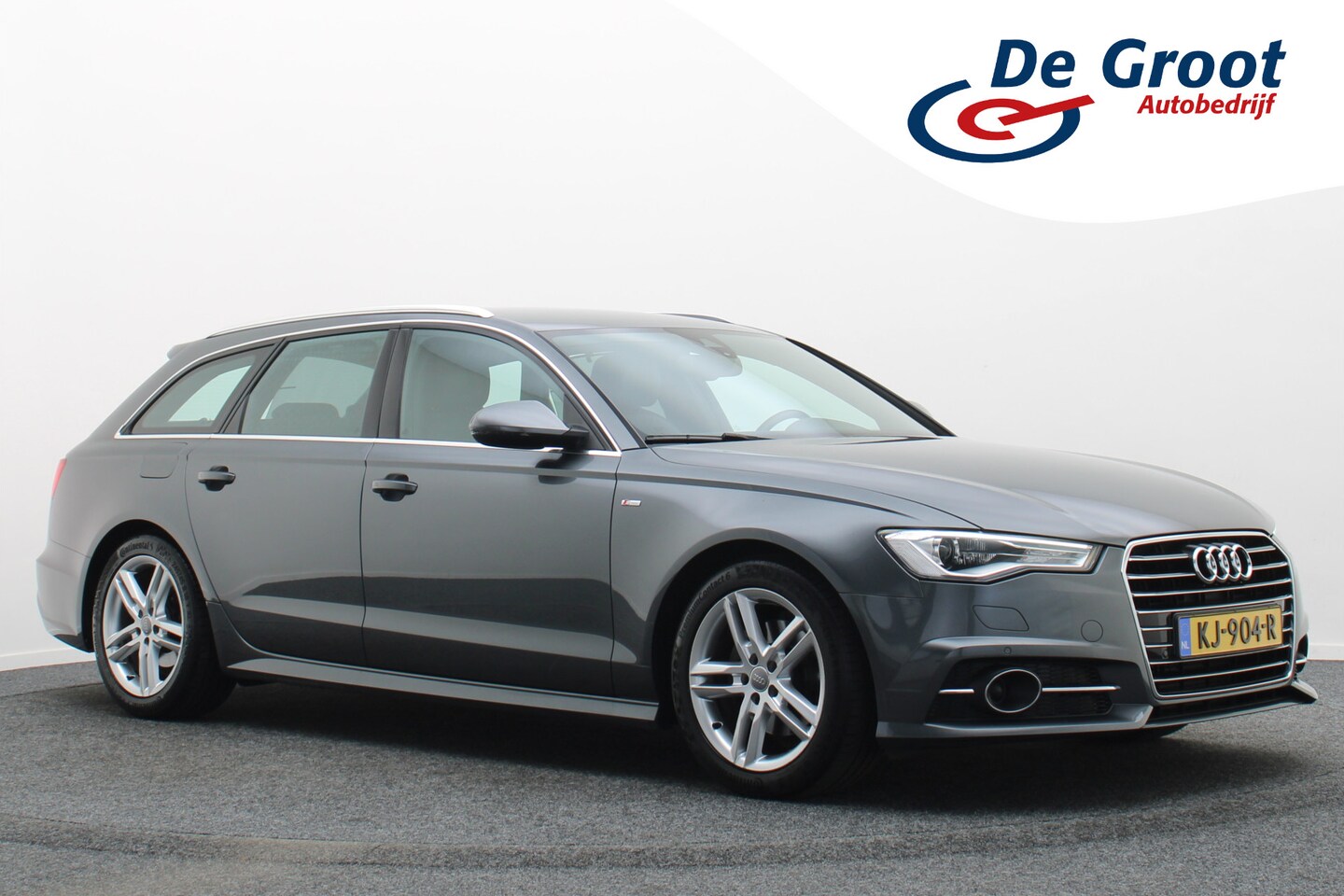 Audi A6 Avant - 1.8 TFSI ultra Adrenalin Sport Leder/Stof, Camera, Sportstoelen, Rijstrooksensor, Navigati - AutoWereld.nl