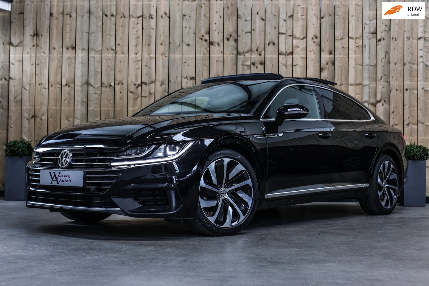Volkswagen Arteon - 1.5 TSI R-Line *Pano*Camera*Virtual*Keyless*ACC*DSG* - AutoWereld.nl