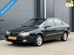 Kia Shuma - 1.6-16V LS + AIRCO + TREKHAAK + LMV