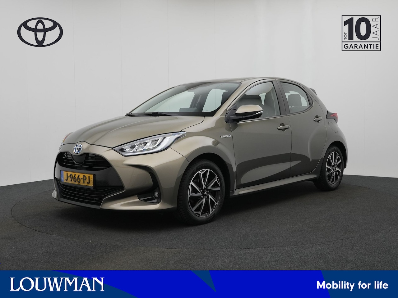 Toyota Yaris - 1.5 Hybrid First Edition | Navigatie | Parkeercamera | Apple Carplay/Android Auto - AutoWereld.nl