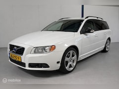 Volvo V70 - 2.5FT R-design AUTOMAAT / LEER