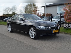 BMW 3-serie - 320i Clima|Trekhaak|Cruise