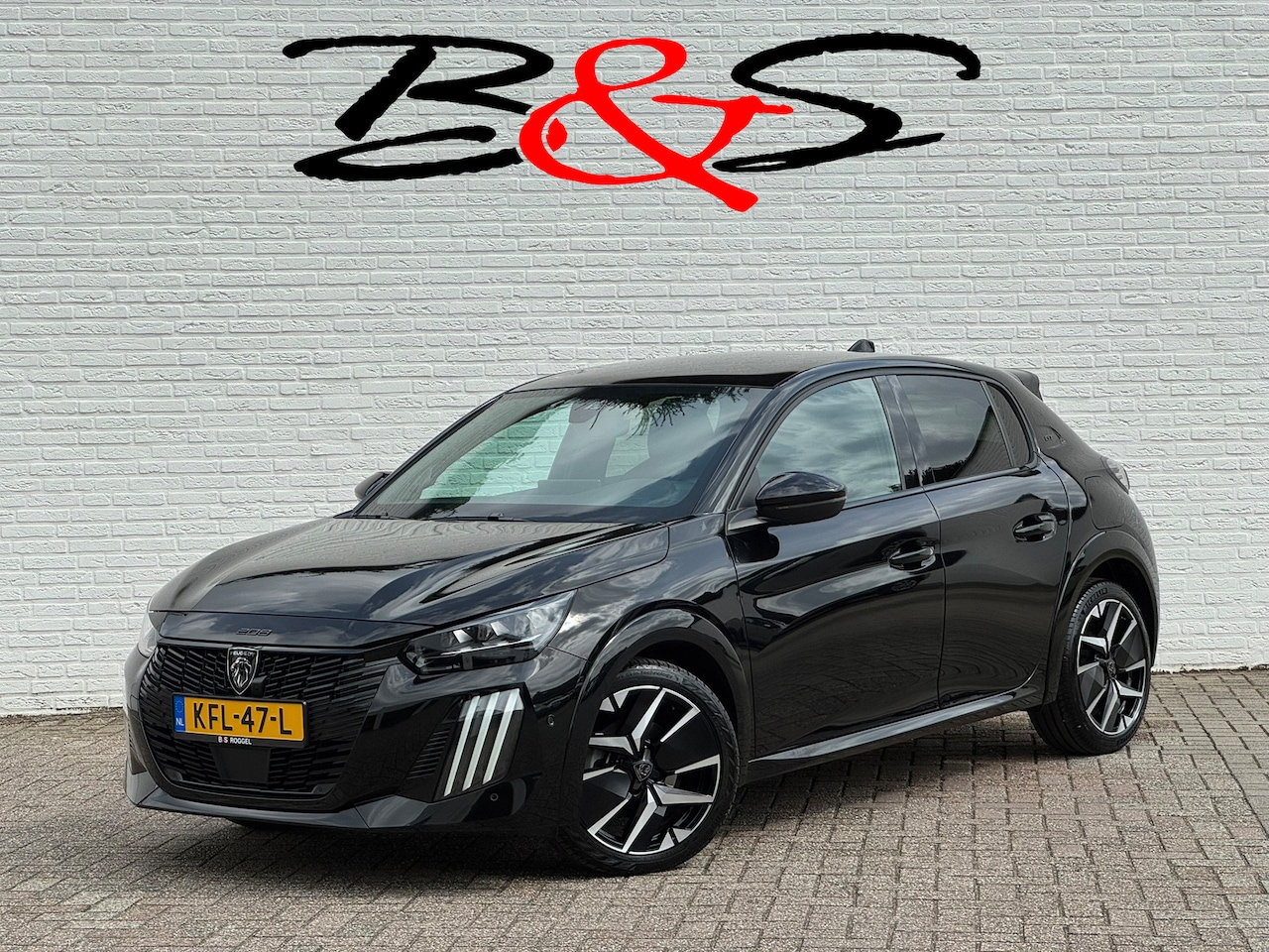 Peugeot 208 - Hybrid 136 e-DCS6 GT Panorama 360 Camera Navigatie Carplay DAB Dodehoek Keyless - AutoWereld.nl