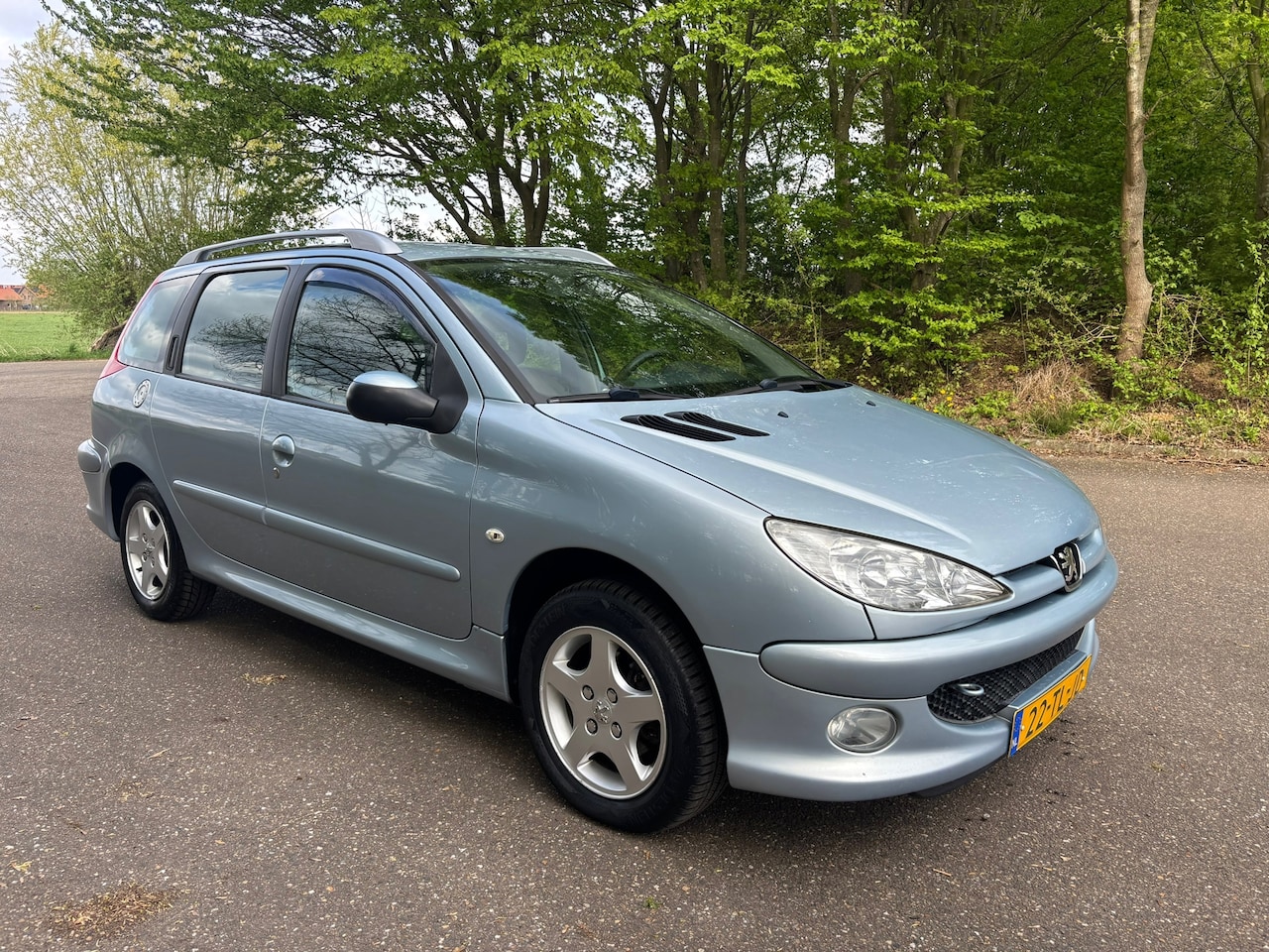 Peugeot 206 SW - 1.4 Air-line 3 | Airco | NAP | APK 08-2026 - AutoWereld.nl