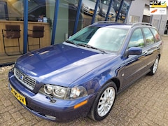 Volvo V40 - 1.8 Europa APK 04-2027 & 1e Eigenaar