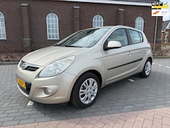 Hyundai i20 - 1.2i i-Motion 5 DRS/AIRCO/TREKHAAK/2011/RIJKLAAR