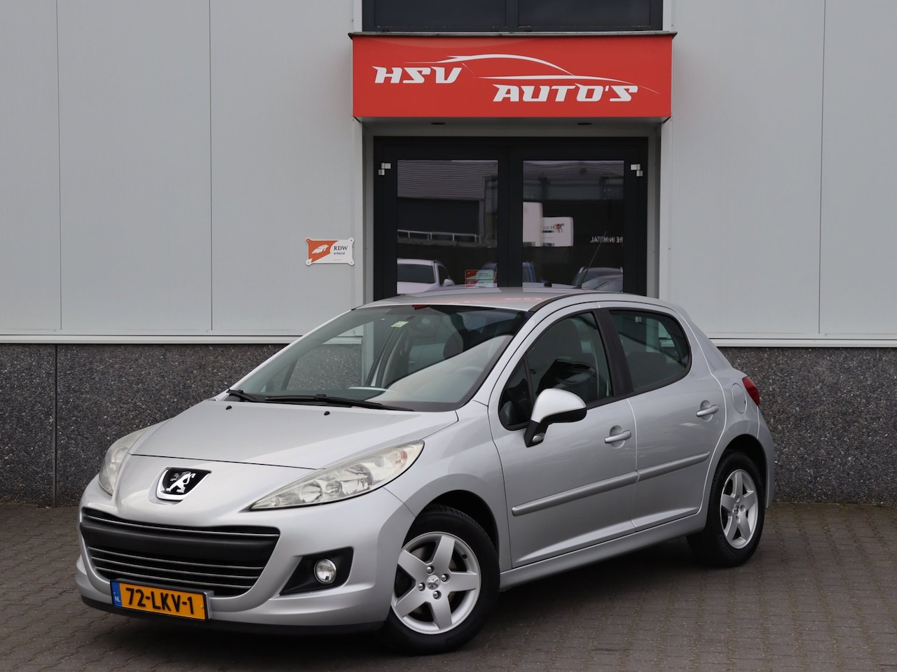 Peugeot 207 - 1.4 VTi Style airco LM 4-deurs org NL - AutoWereld.nl