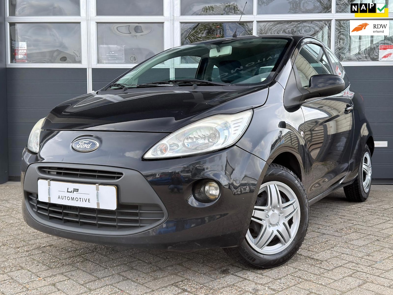 Ford Ka - 1.2 Titanium / Nieuwe APK / Airco / NL-auto - AutoWereld.nl