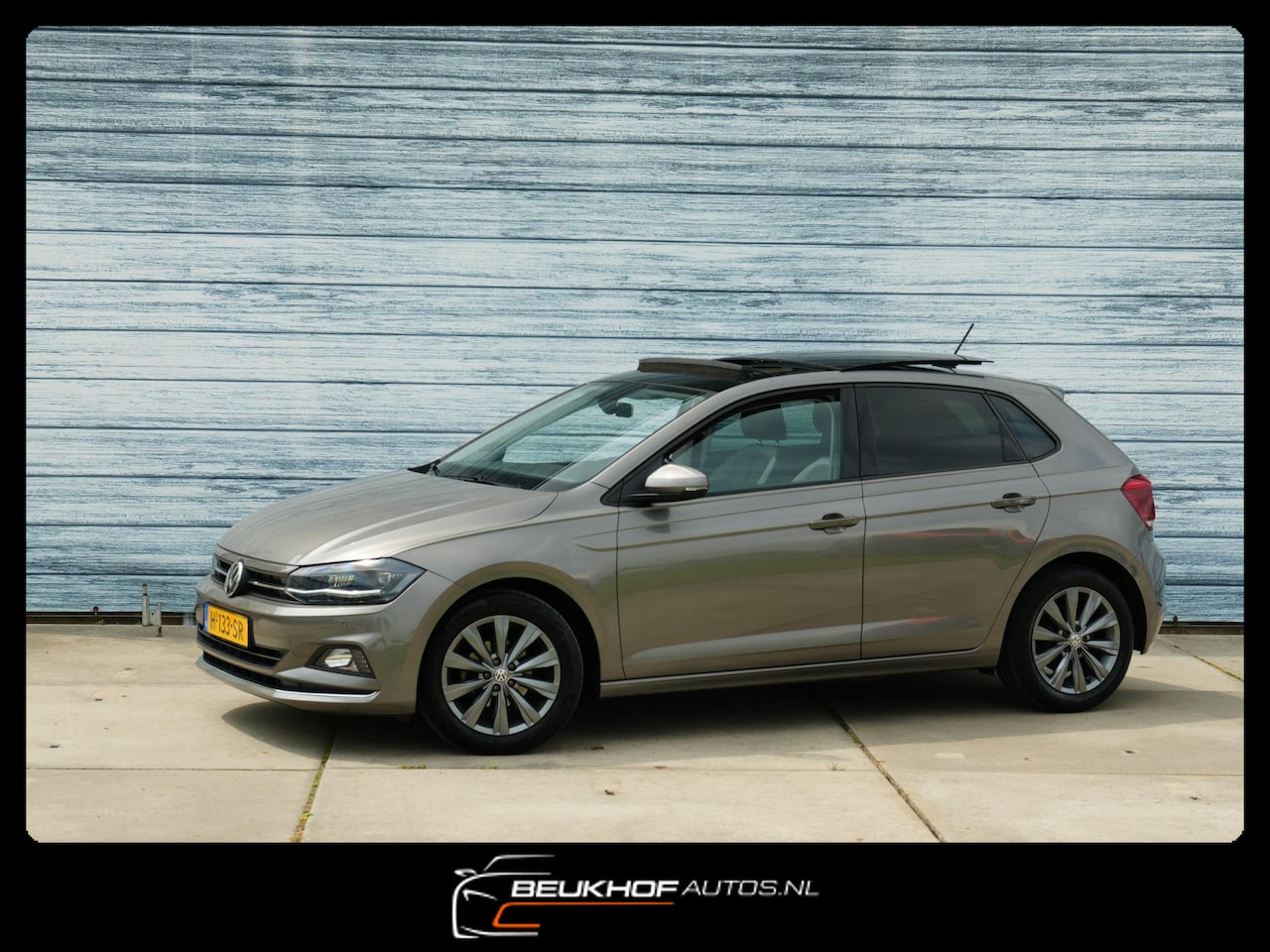 Volkswagen Polo - 1.0 TSI Highline Panoramadak Xenon Carplay - AutoWereld.nl