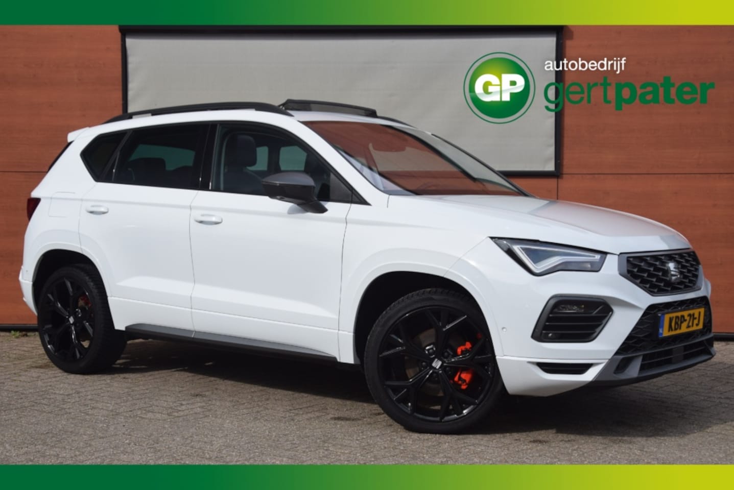SEAT Ateca - 1.5TSI FR Pano/19"/Beats/Alcantara/Trekhaak/Winterpakket - AutoWereld.nl