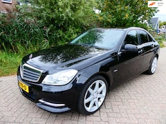 Mercedes-Benz C-klasse - 180 157pk Automaat Clima Navi LED Cruise