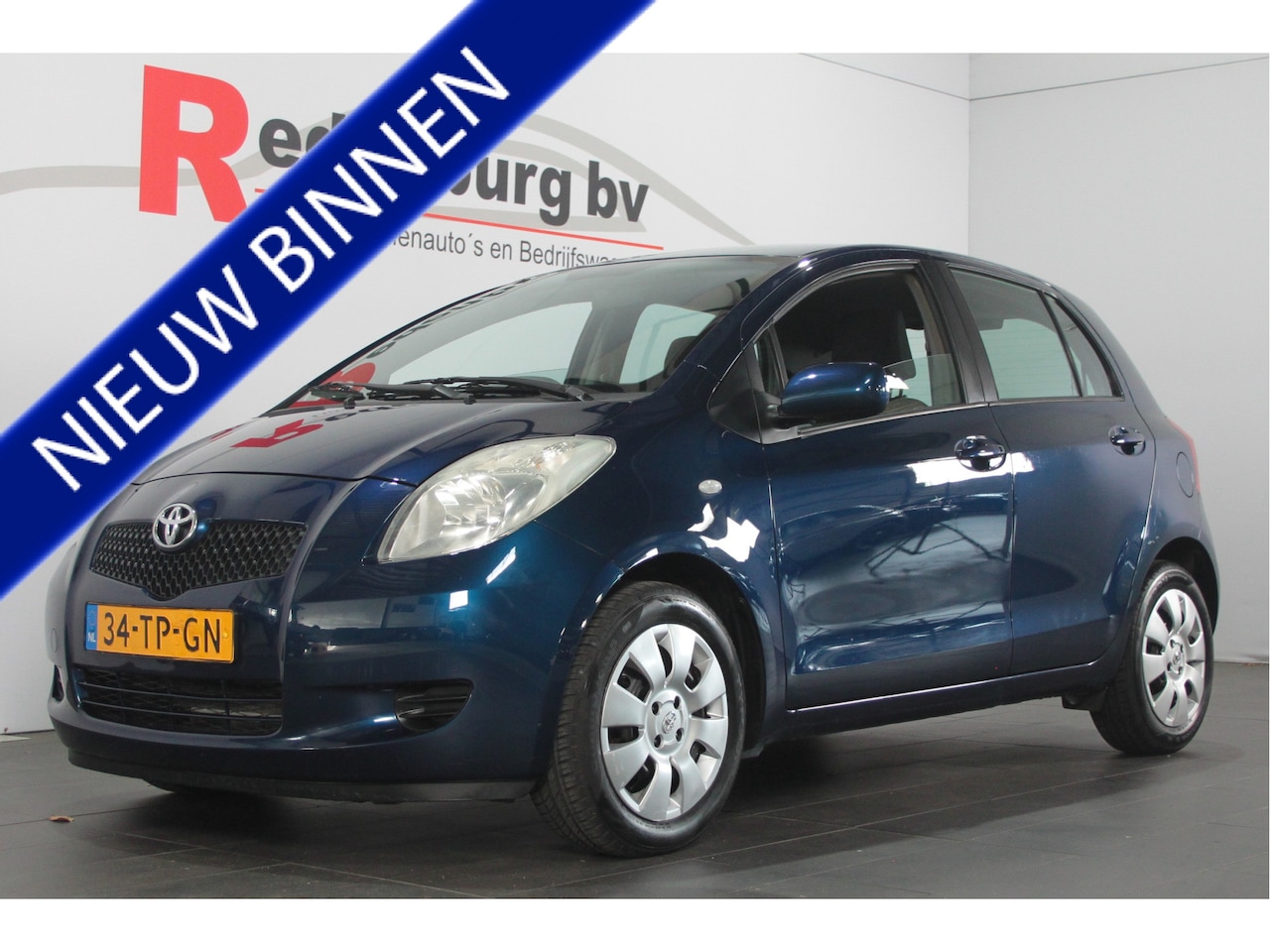 Toyota Yaris - 1.3 VVTi Sol - Airco / Trekhaak - AutoWereld.nl