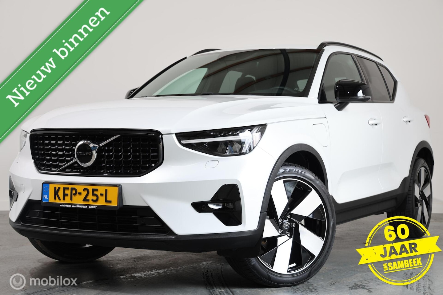 Volvo XC40 - T4 Plus Dark PHEV-Memory-H&K audio-Adaptieve Cruisecontrol - AutoWereld.nl