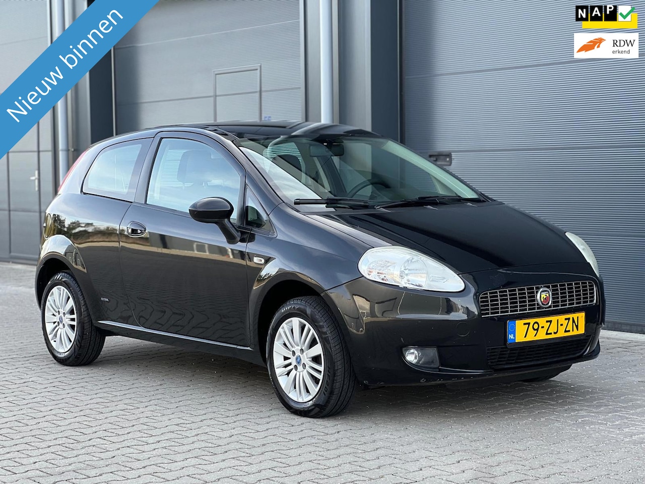 Fiat Grande Punto - 1.4 DYNAMIC + BJ08 + AIRCO + LMV - AutoWereld.nl