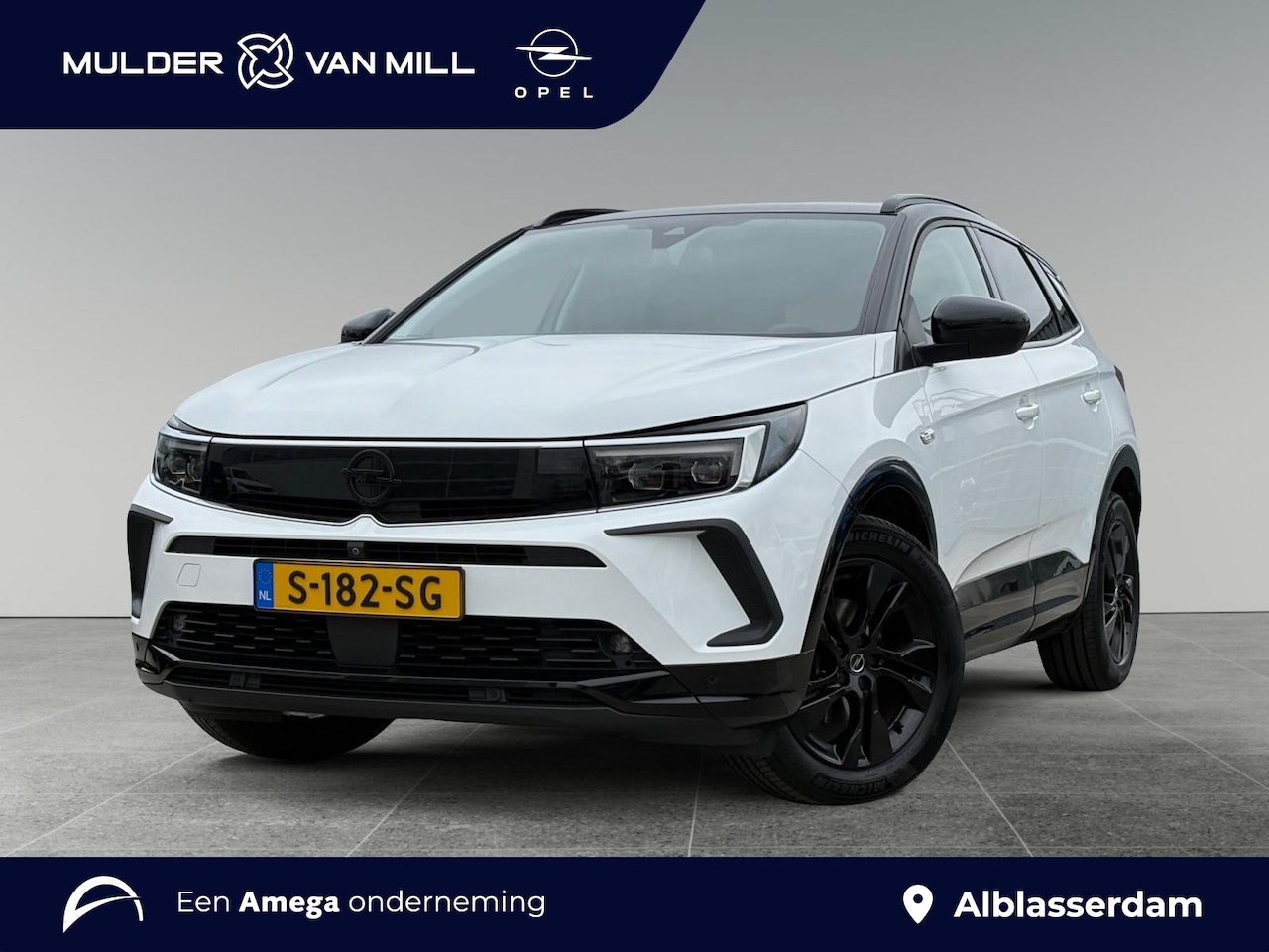 Opel Grandland - GS 1.2 Turbo 130pk TWO-TONE! | 360° CAMERA | TREKHAAK | VOORRUIT VERW. | NAVI | ISOFIX | A - AutoWereld.nl