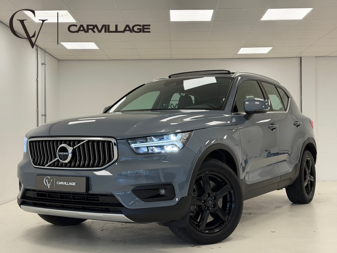 Volvo XC40 - 1.5 T5 Recharge Inscription | Trekhaak | Panoramadak | H&K | Thunder Grey | - AutoWereld.nl