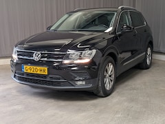 Volkswagen Tiguan - 1.5 TSI 150 pk ACT Comfortline Business | Achterbank in delen neerklapbaar | Achterklep el