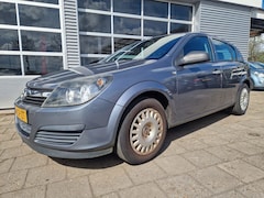 Opel Astra - 1.6 Business