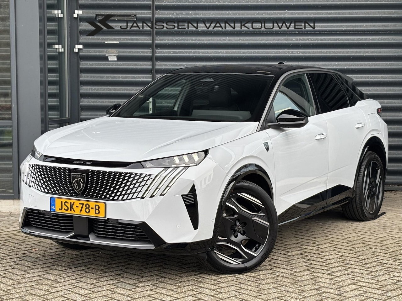 Peugeot e-3008 - GT Avantage 210 73 kWh Leder Stoelverwarming 360 Camera - AutoWereld.nl