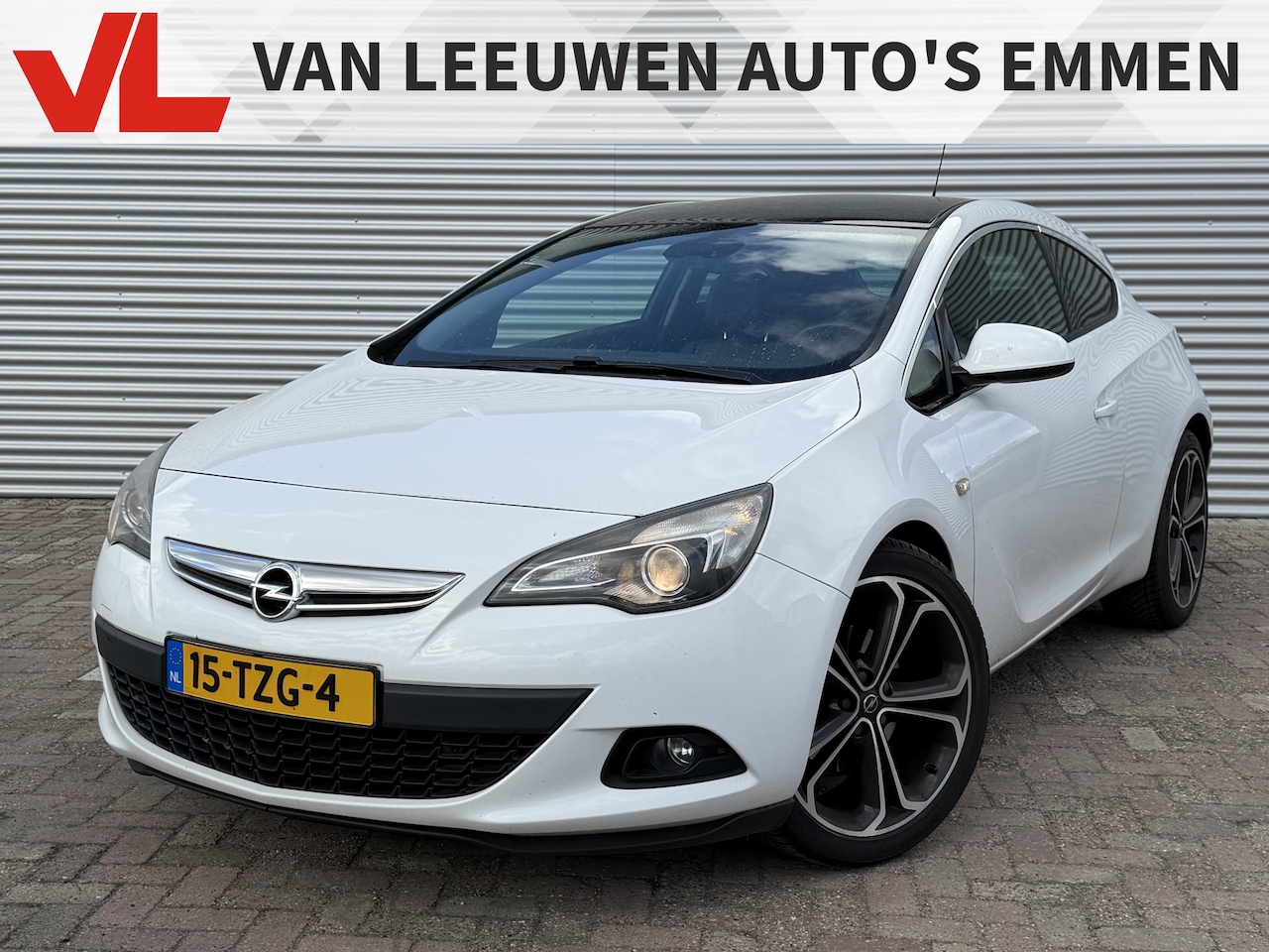 Opel Astra GTC - 1.4 Turbo Sport | Nieuw Binnen! | Camera | Leder | Carplay - AutoWereld.nl