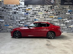 Alfa Romeo Giulia - 2.0 T AWD Veloce