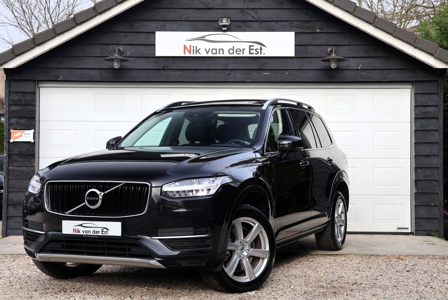 Volvo XC90 - 2.0 T8 Twin Engine AWD Momentum-Pano-Stoelverwarming - AutoWereld.nl