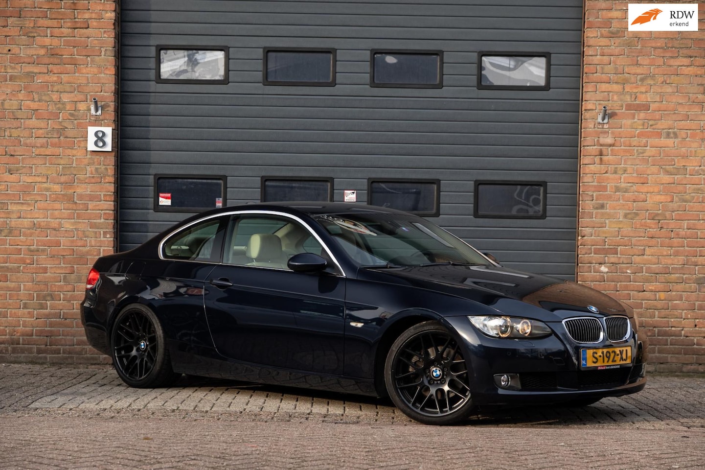 BMW 3-serie Coupé - 330xi Automaat / Navig / Leder / youngtimer - AutoWereld.nl
