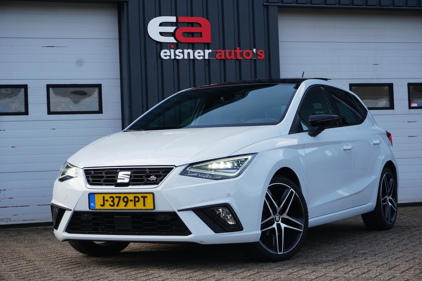 SEAT Ibiza - 1.0 TSI FR Limited Edition | PANO | FULL LED | BEATS | VIRT. COCKPIT | CAMERA | LEDER | - AutoWereld.nl