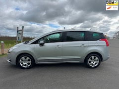 Peugeot 5008 - 1.6 THP Family 5p