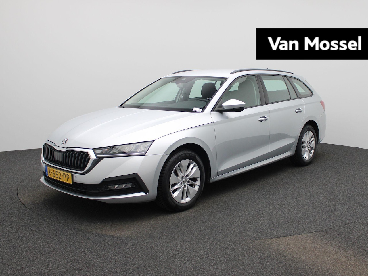 Skoda Octavia Combi - 1.0 e-TSI Business Edition | ELEKTR. ACHTERKLEP | VIRTUAL COCKPIT | PARKEERSENSOREN | DRIV - AutoWereld.nl