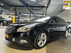 Opel Insignia Sports Tourer - 2.0 T Sport/Dealer onderhouden/Leder/Airco/Apk nw bij aflevering