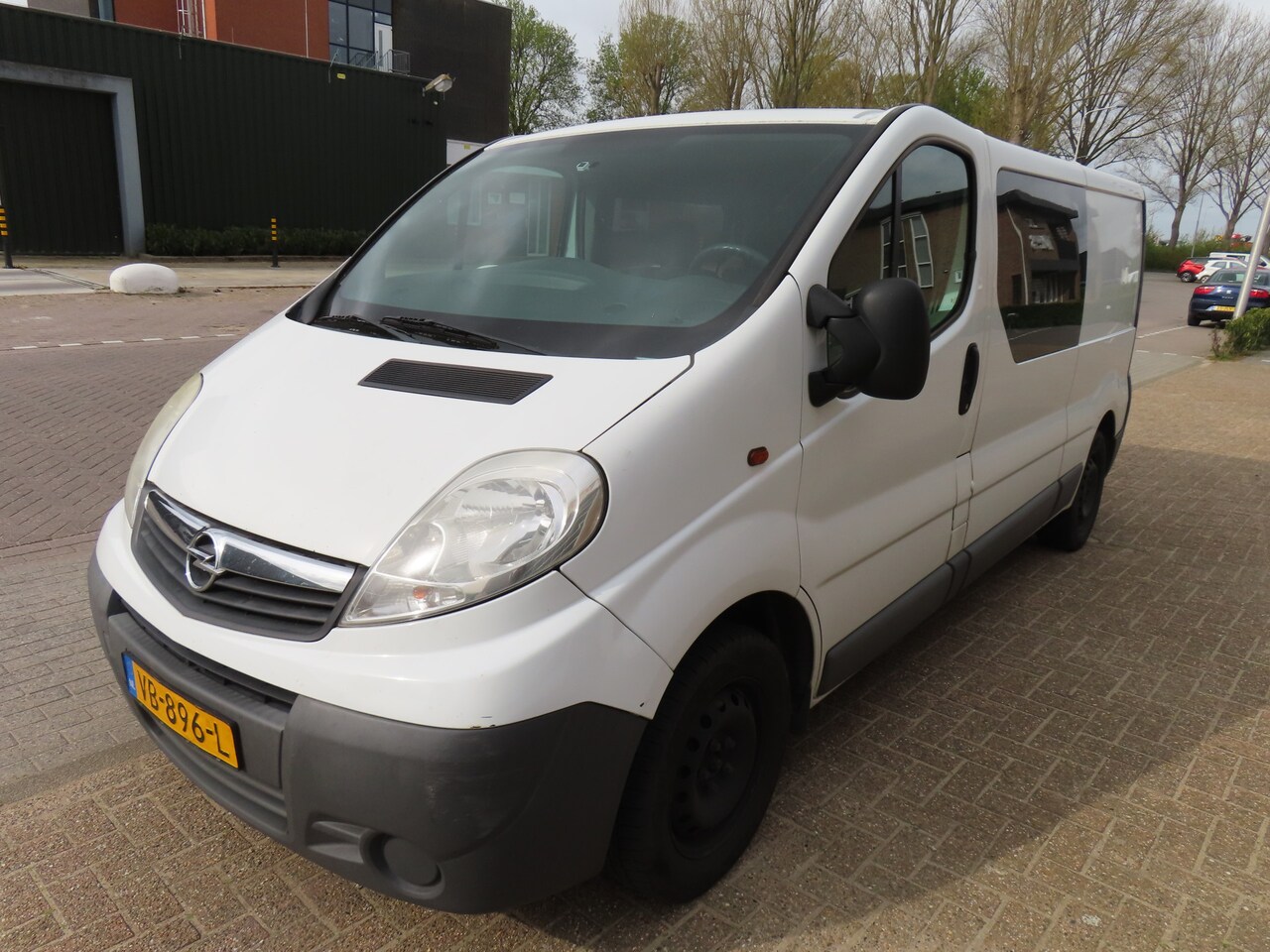 Opel Vivaro - 2.0 CDTI L2H1 DC*Navi*Airco* - AutoWereld.nl