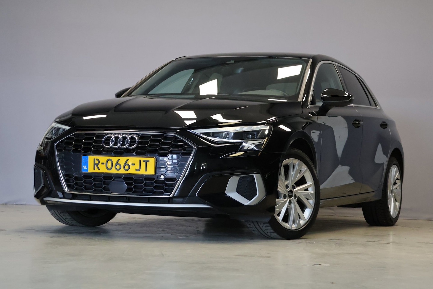 Audi A3 Sportback - 30 TFSI Advanced edition |Cam|Stoelverwamring| - AutoWereld.nl