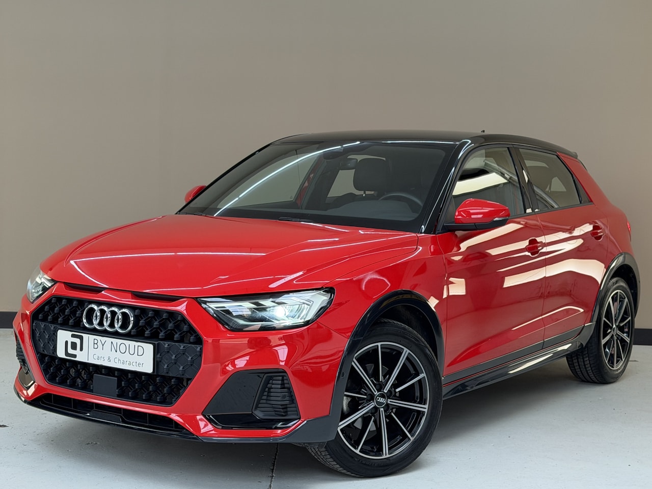 Audi A1 citycarver - 30 TFSI epic 30 TFSI epic, 115Pk, 2020, Digitaal dashboard, Carplay, Stoelverwarming, Climate control, - AutoWereld.nl