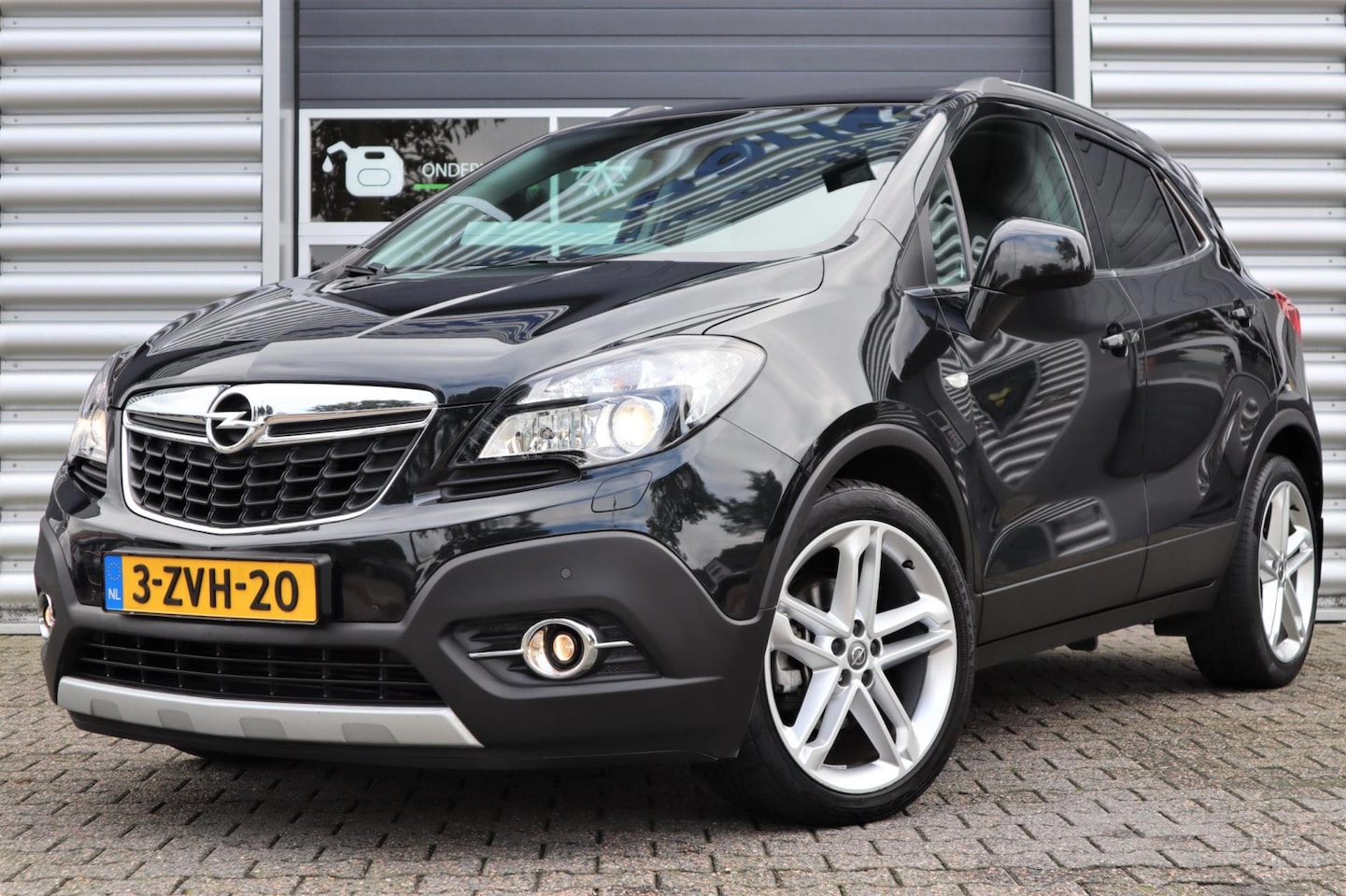 Opel Mokka - 1.4 T Cosmo 140 PK Automaat | Full Option | Navigatie | Xenon | NAP - AutoWereld.nl