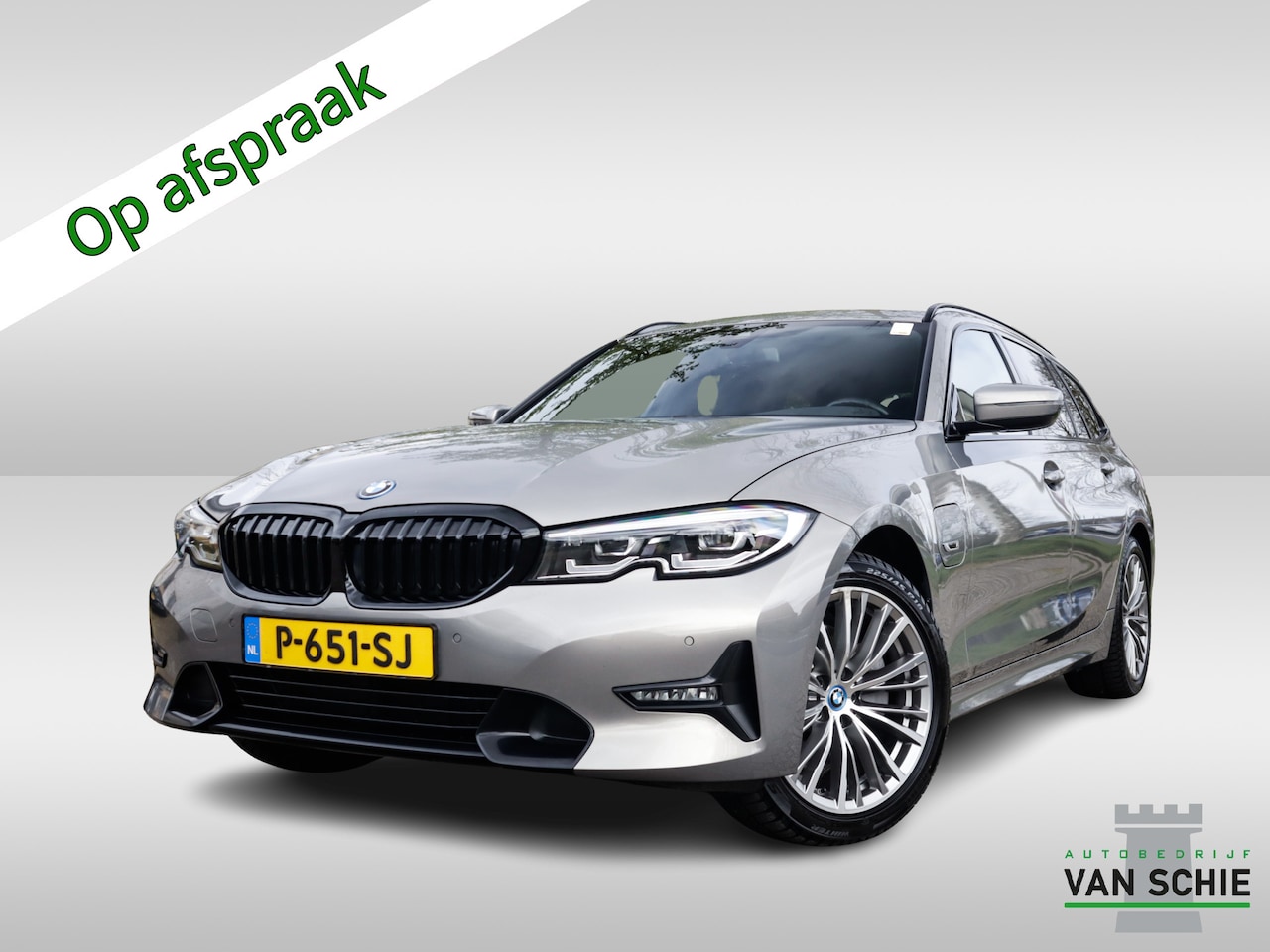 BMW 3-serie Touring - 320e xDrive Business Edition Plus 1e-Eig. & Dealer-Onderh. BOVAG-Garantie. NL-Auto. - AutoWereld.nl