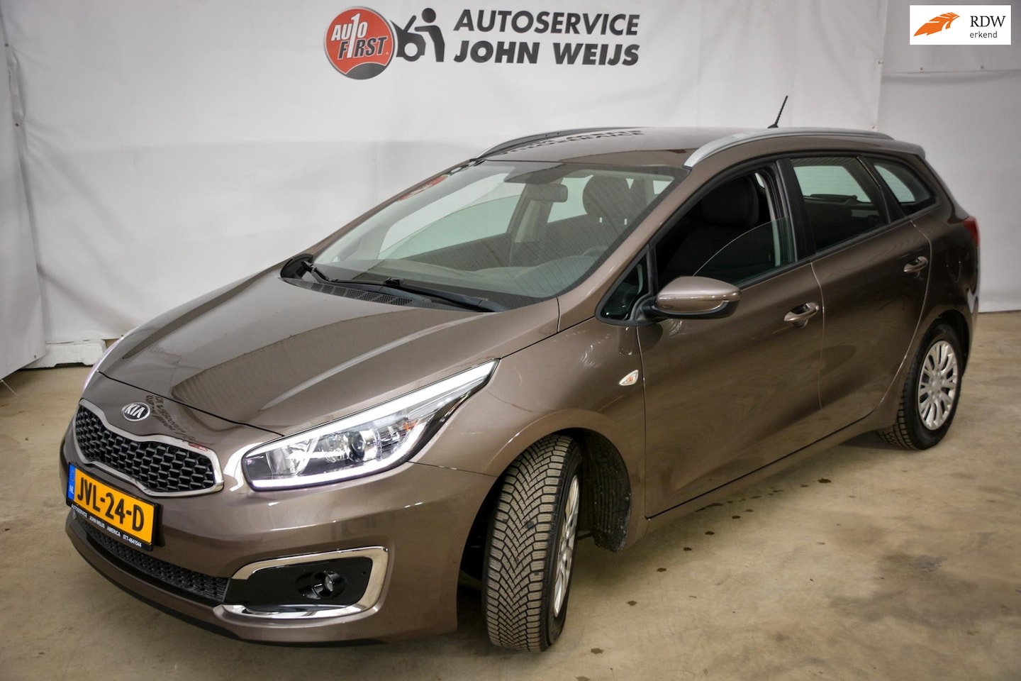 Kia Cee'd Sportswagon - 1.6 GDI cruise control, airco, PDC voor en achter - AutoWereld.nl
