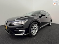 Volkswagen Passat Variant - 1.4 TSI GTE Highline 40km Accubereik CarPlay Adaptief Cruise Lane Assist Nette Auto
