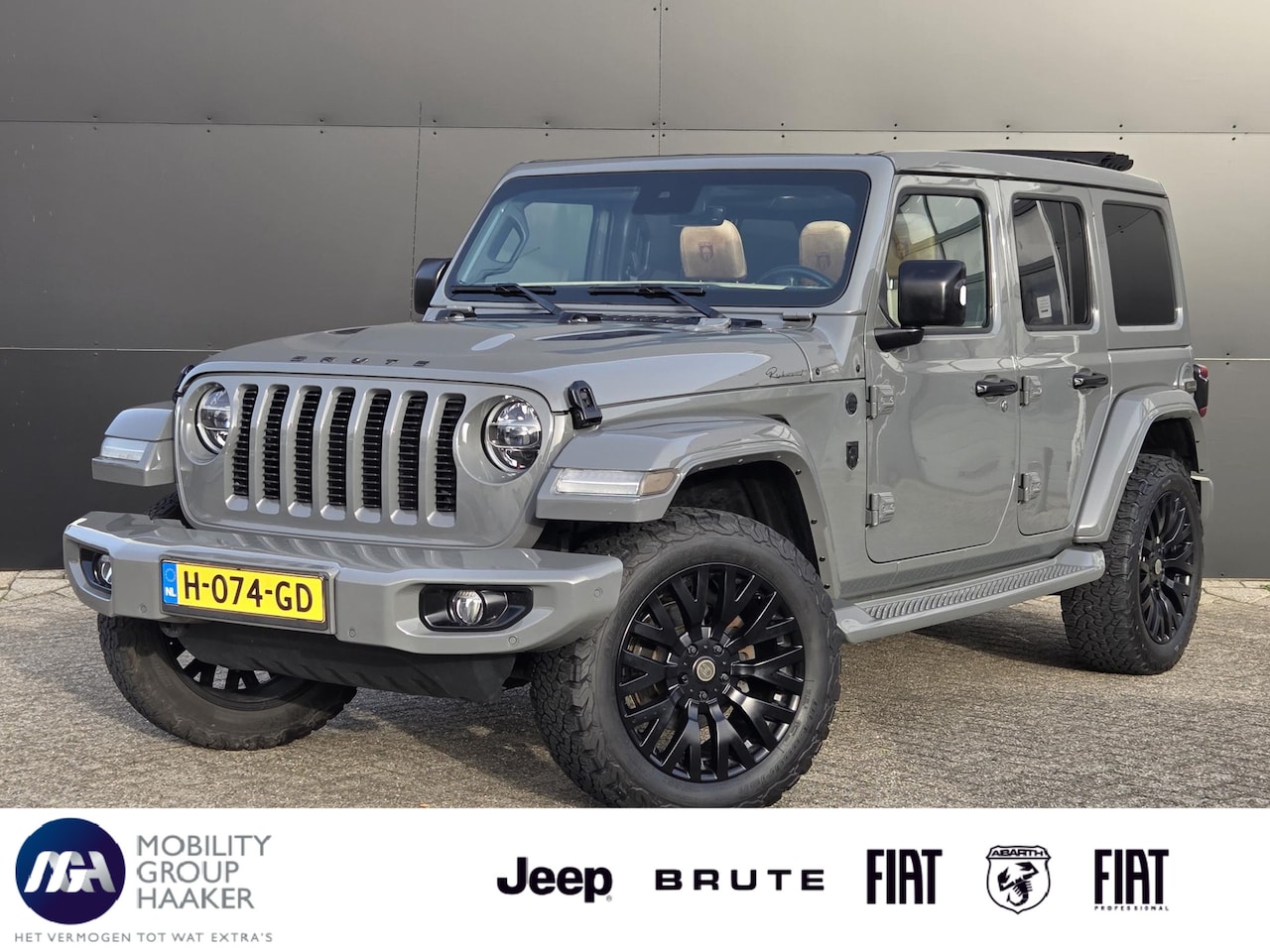Jeep Wrangler - 2.0T Rubicon BRUTE | Cabrio | Apple-Android | Adaptive Cruise Control | Trekhaak - AutoWereld.nl