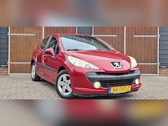 Peugeot 207 - 1.4 VTi X-line, Airco, Trekhaak, 5 deurs, Nieuwe APK