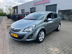 Opel Corsa - 1.4-16V BlitZ 5-Deurs LUXE UITVOERING