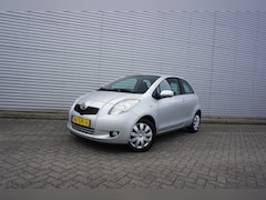 Toyota Yaris - 1.3 VVTi Sol Airco / Elektr. ramen / NAP
